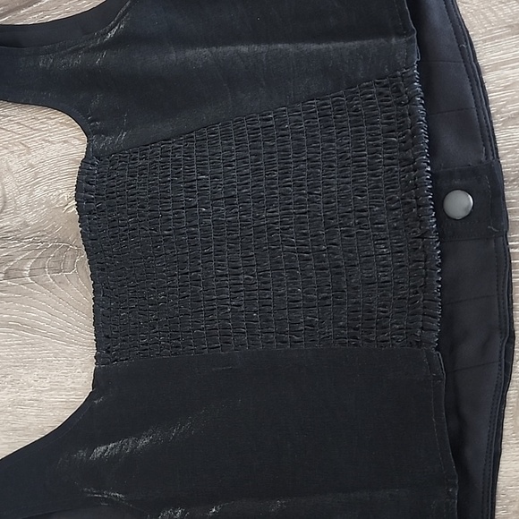 NEW! WAYF Where Are You From Cora Snap Button Front Cropped Tank Small - Picture 10 of 10